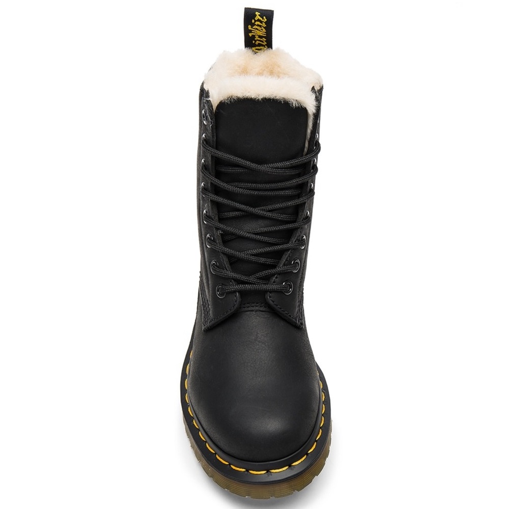 ✨Dr. Martens ✨Airwair Serena 9 Fur Lined With Box